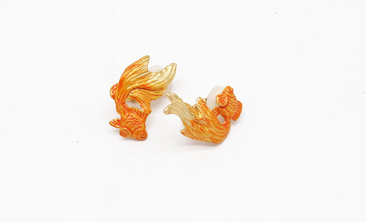 Asymmetric Enamel Koi Goldfish Metal Ear Clip