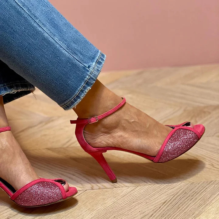 Womens Sexy Strappy Peep-toe Sandals In A Color-block Design