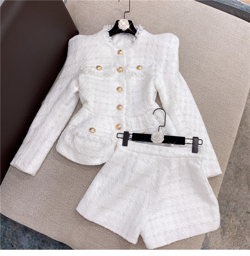 New Autumn And Winter Classic Style White Shiner Thick Flowery Jacket Jacket Shorts Suit