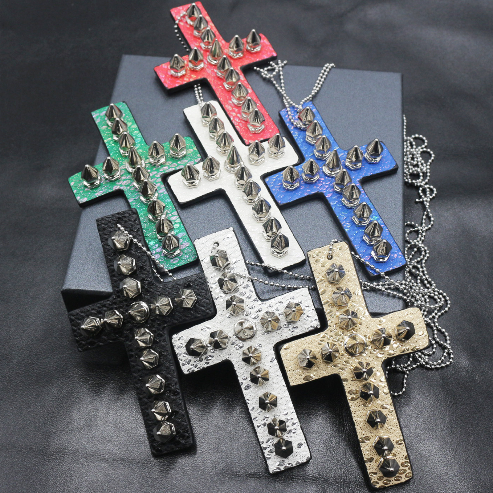 Y2g Heavy Industry Spike Leather Cross Necklace