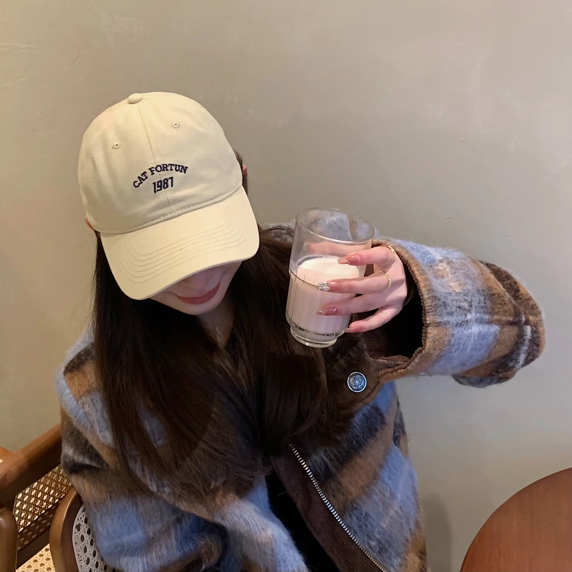 Washed Distressed Letters Embroidery Peaked Cap
