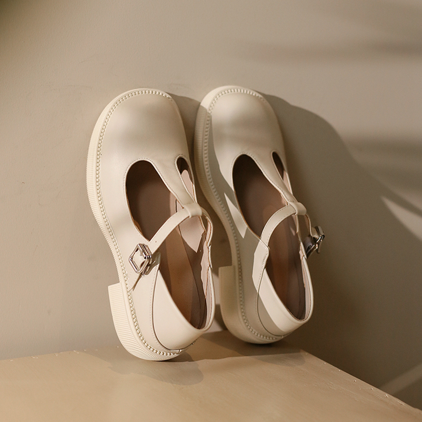 Women’s Shallow-Mouth Mary Jane Shoes