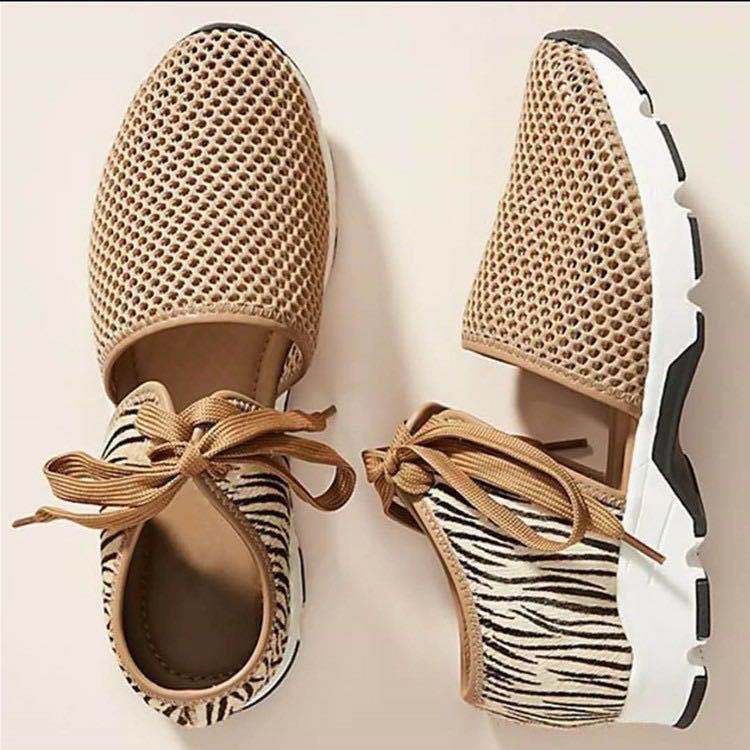 Title 6, Lace-Up Round Toe Flat-Heel Low-Top Women