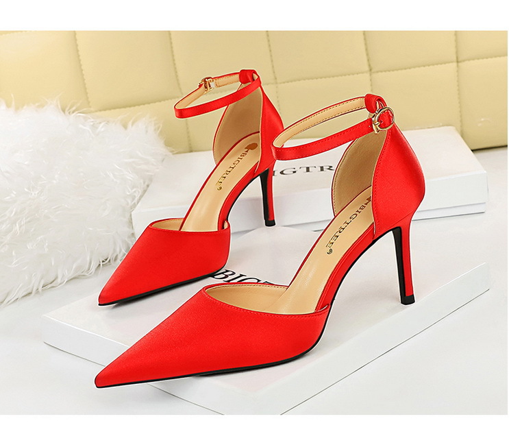 Title 11, Damen Simple Hollow Heels – Elegante Schuhe für...