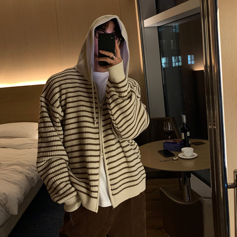 Cardigan à capuche rayé automne-hiver style manteau