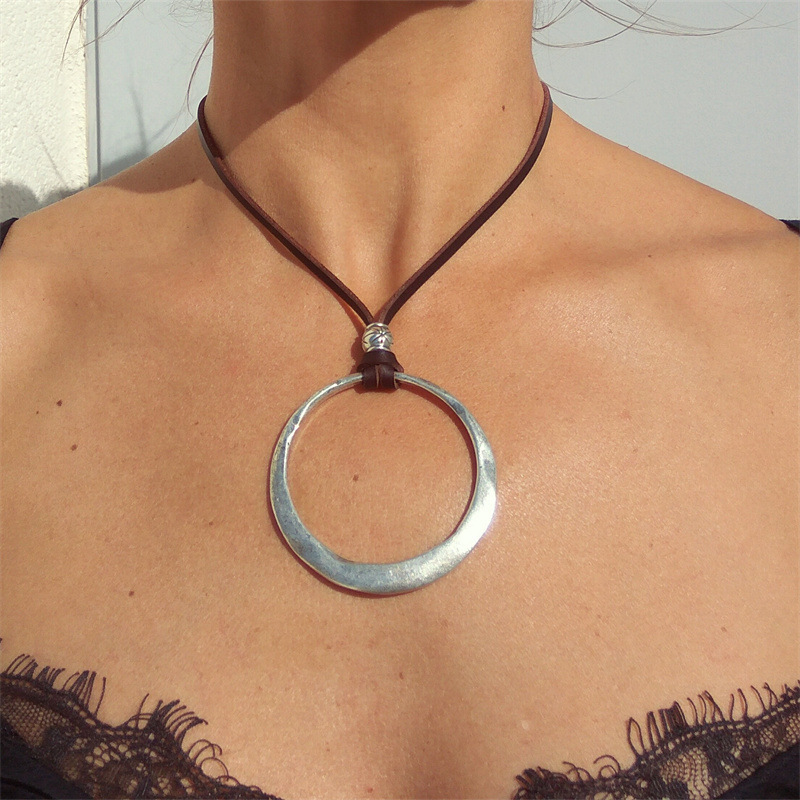 Minimalist Alloy Round Ring Pendant Necklace