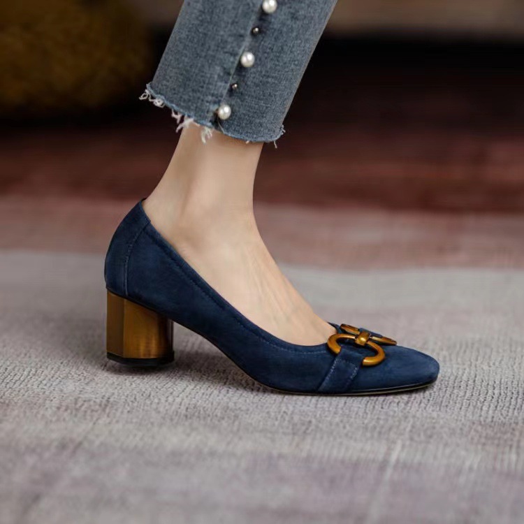 Suede Chunky-Heel High Heels, picture 5 of 5