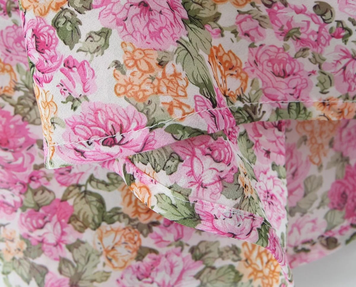 European And American Ins Blogger V-neck Lace Floral Slip Dress