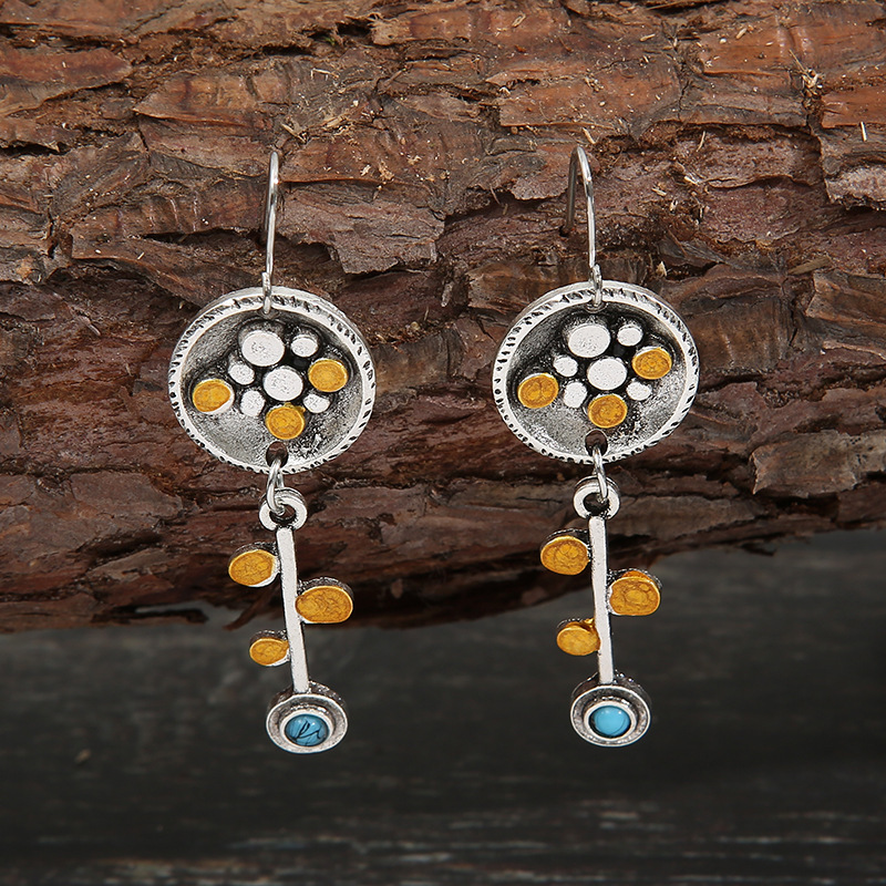 RETRO Geometric Key Type Two-color Earrings Personality Inlaid Turquoise