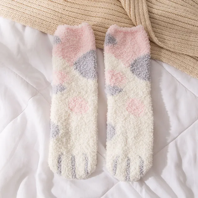 New Coral Velvet Cat's Paw Socks For Women Fleece Lined Padded Warm Keeping Pink Dots - Shop at LoveMi