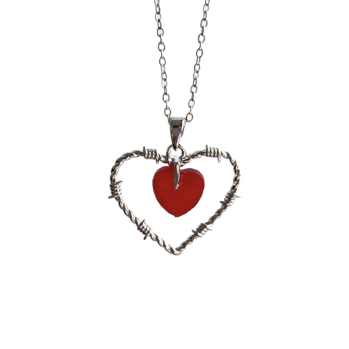 Collier pendentif cœur rouge femme chaîne croisée