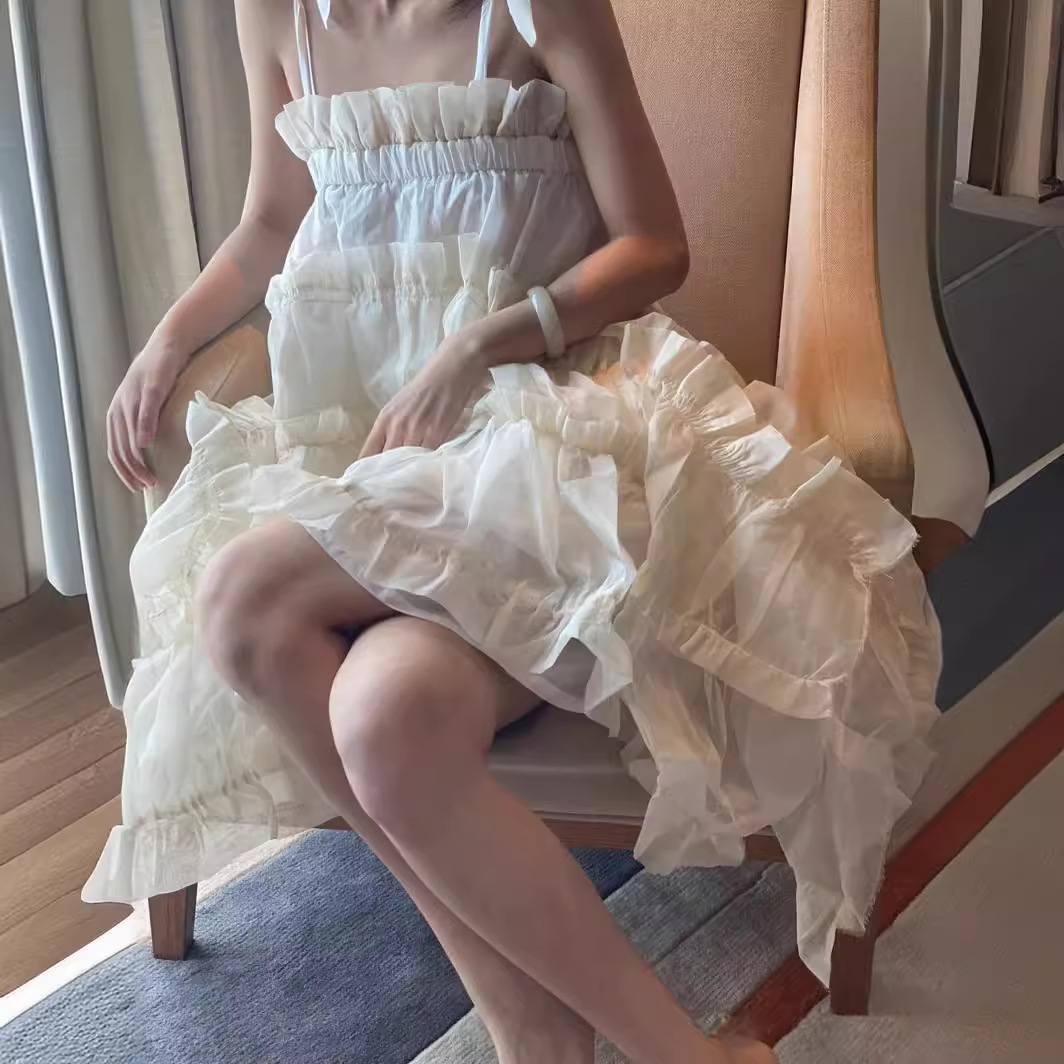 Niche Dark Artificial Silk Irregular Pleated Lace Sling Dress