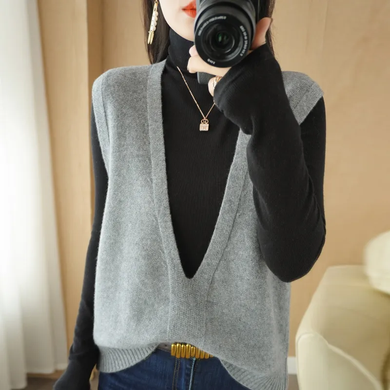 Solid Color Pullover Outerwear Knitted Vest - Gray
