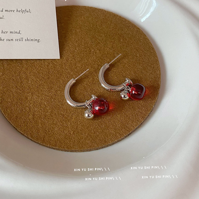 All-match White Retro Red Cherry Eardrops Stud Earrings