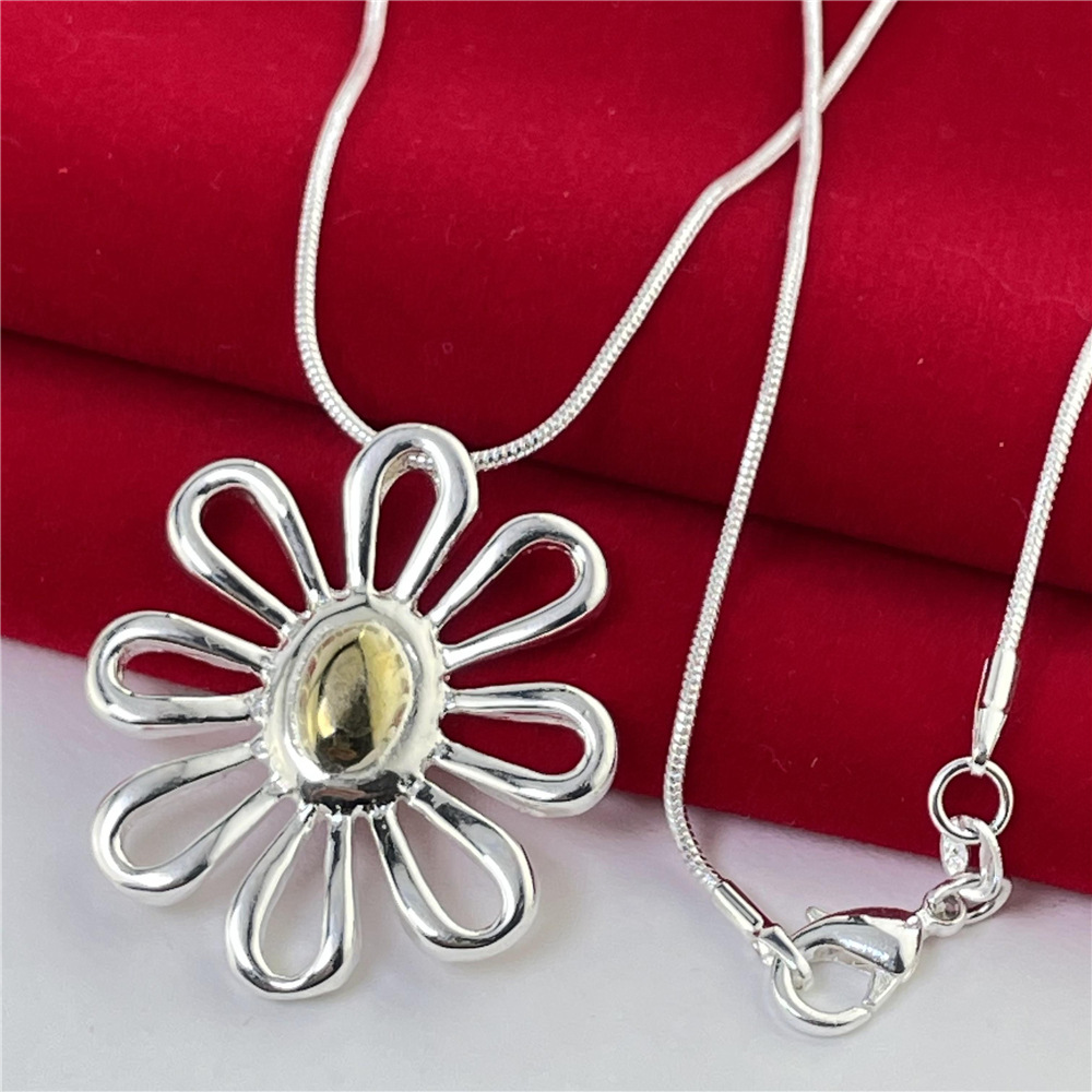 Womens Versatile Creative Little Pendant Necklace