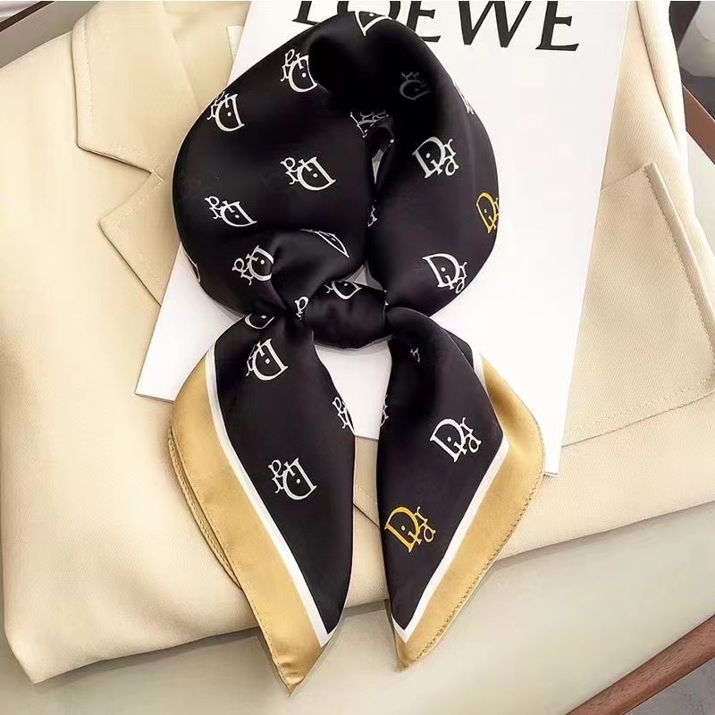 Women's High-end Thin Square Scarf - Image 9