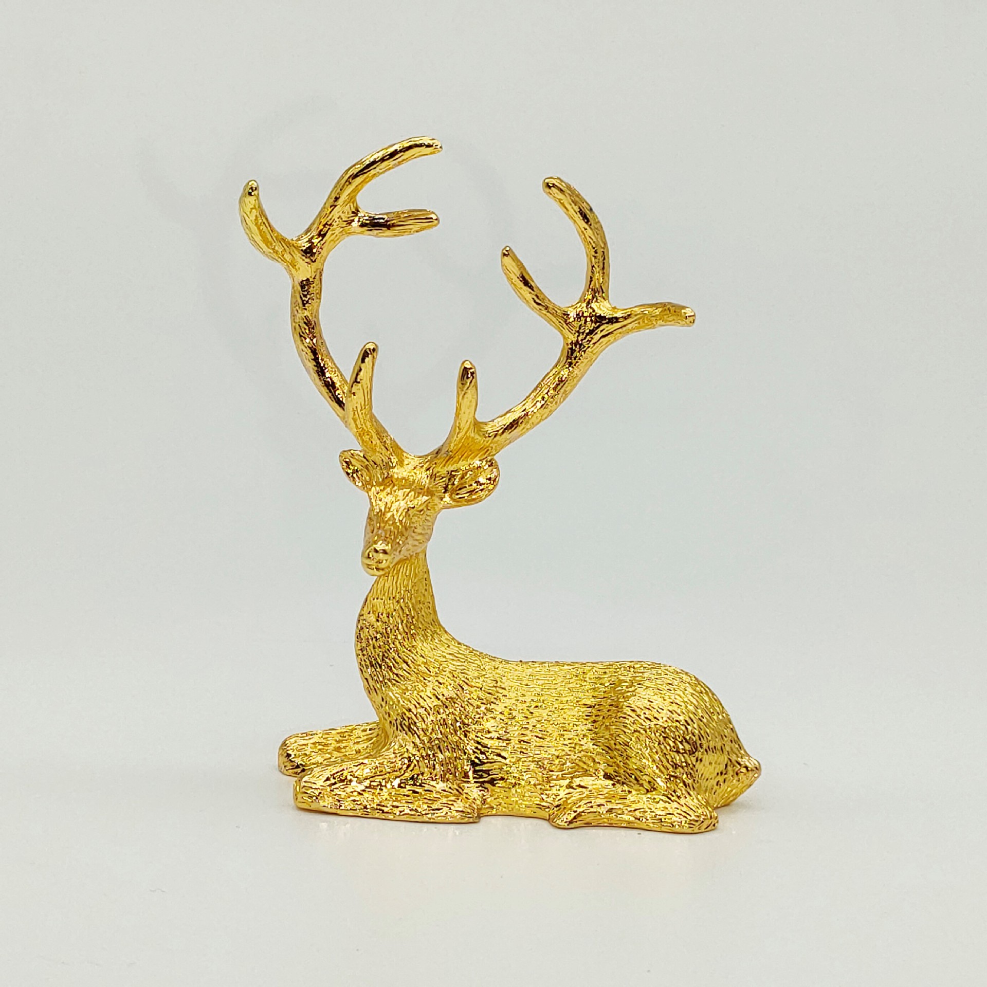 Title 7, Creative And Slightly Luxury Zinc Alloy Elk Car...