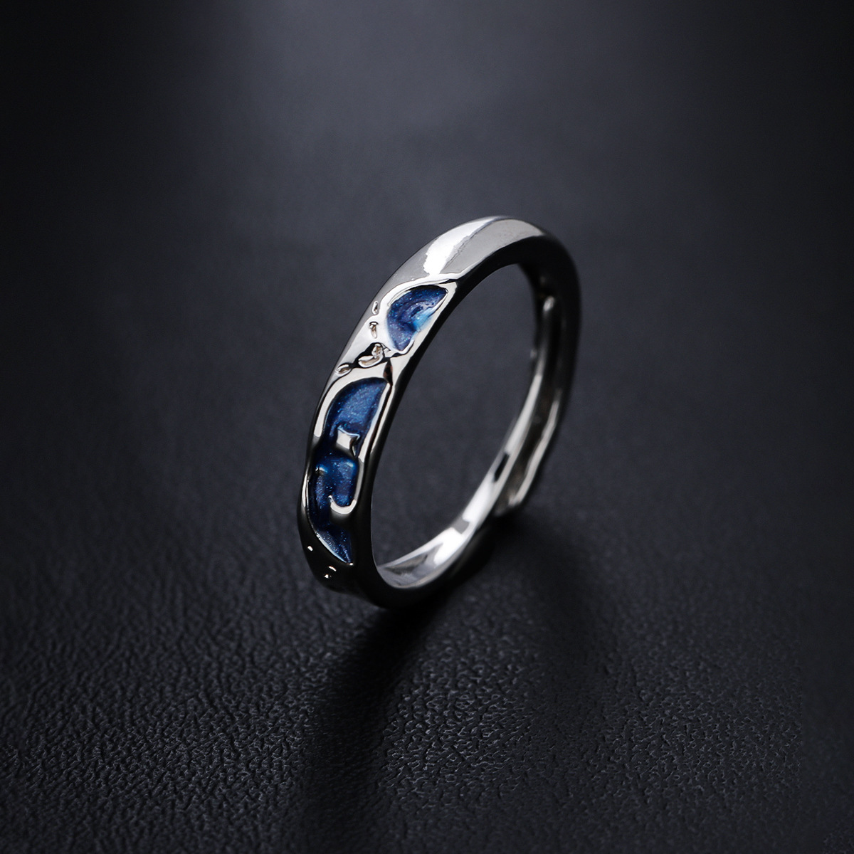 Mens Star Ring With An Open Design For A High-End Distinctive Look