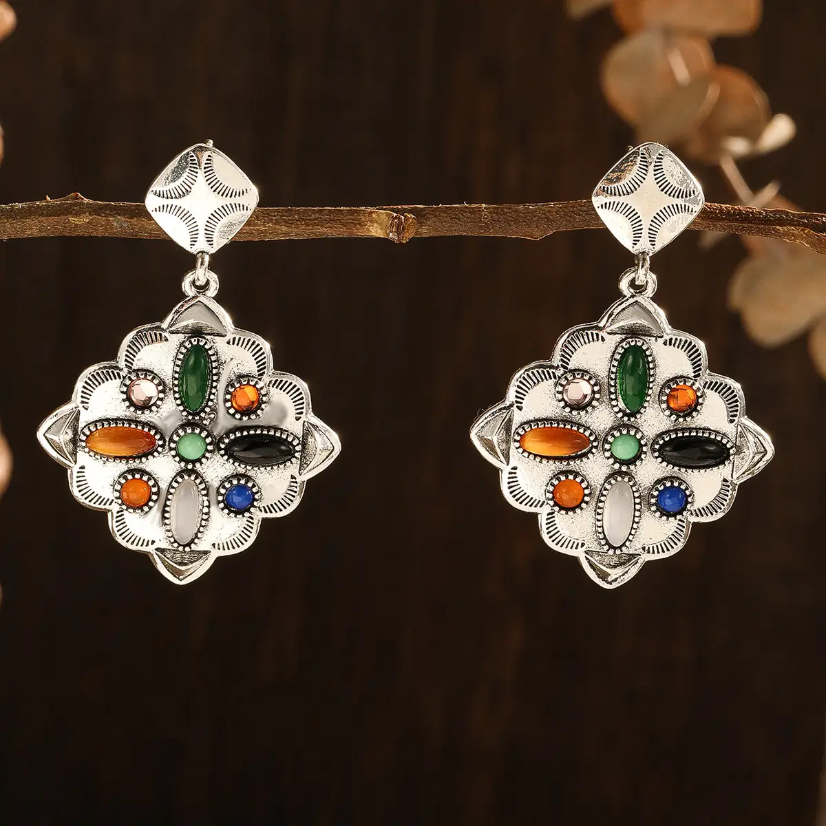 Retro Hollow Kink Earring Pendant For Ladies