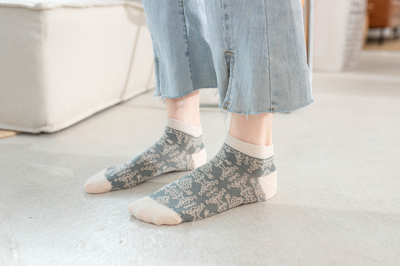 Title 13, Chaussettes bateau en maille Jacquard de soie U...