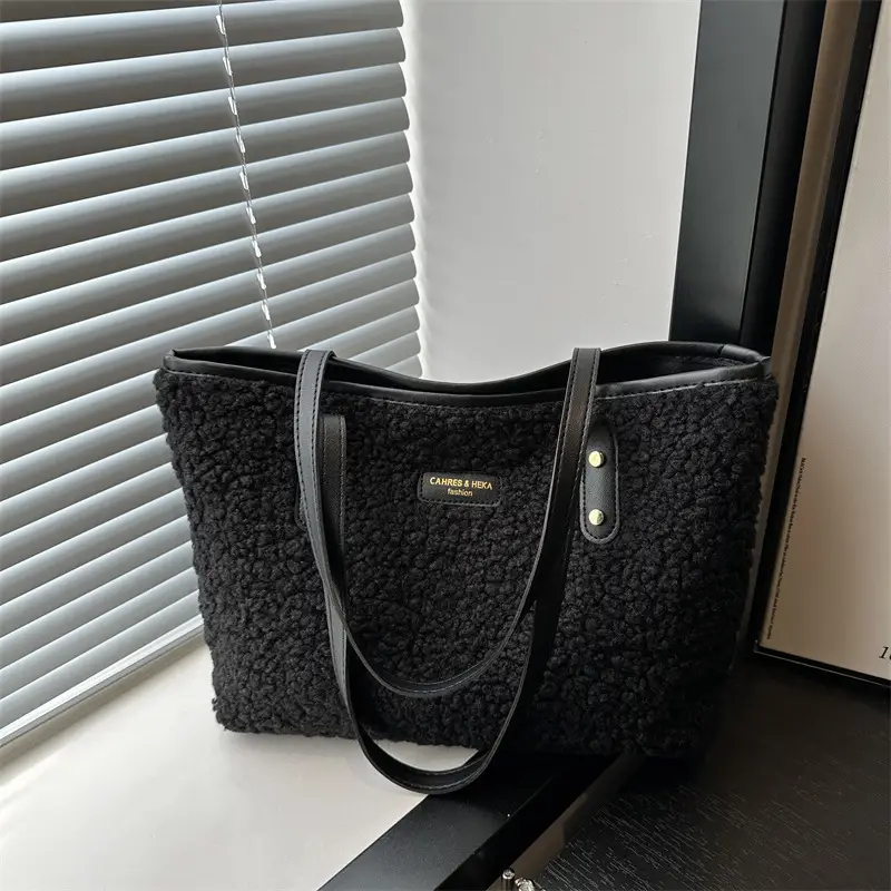 Fashionable Furry Versatile Shoulder Bag