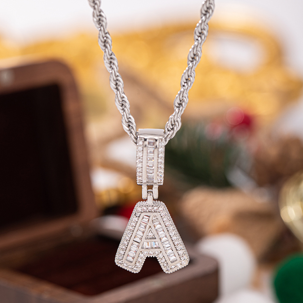 Trendy Full-Diamond 26-Letter Pendant Necklace For Women