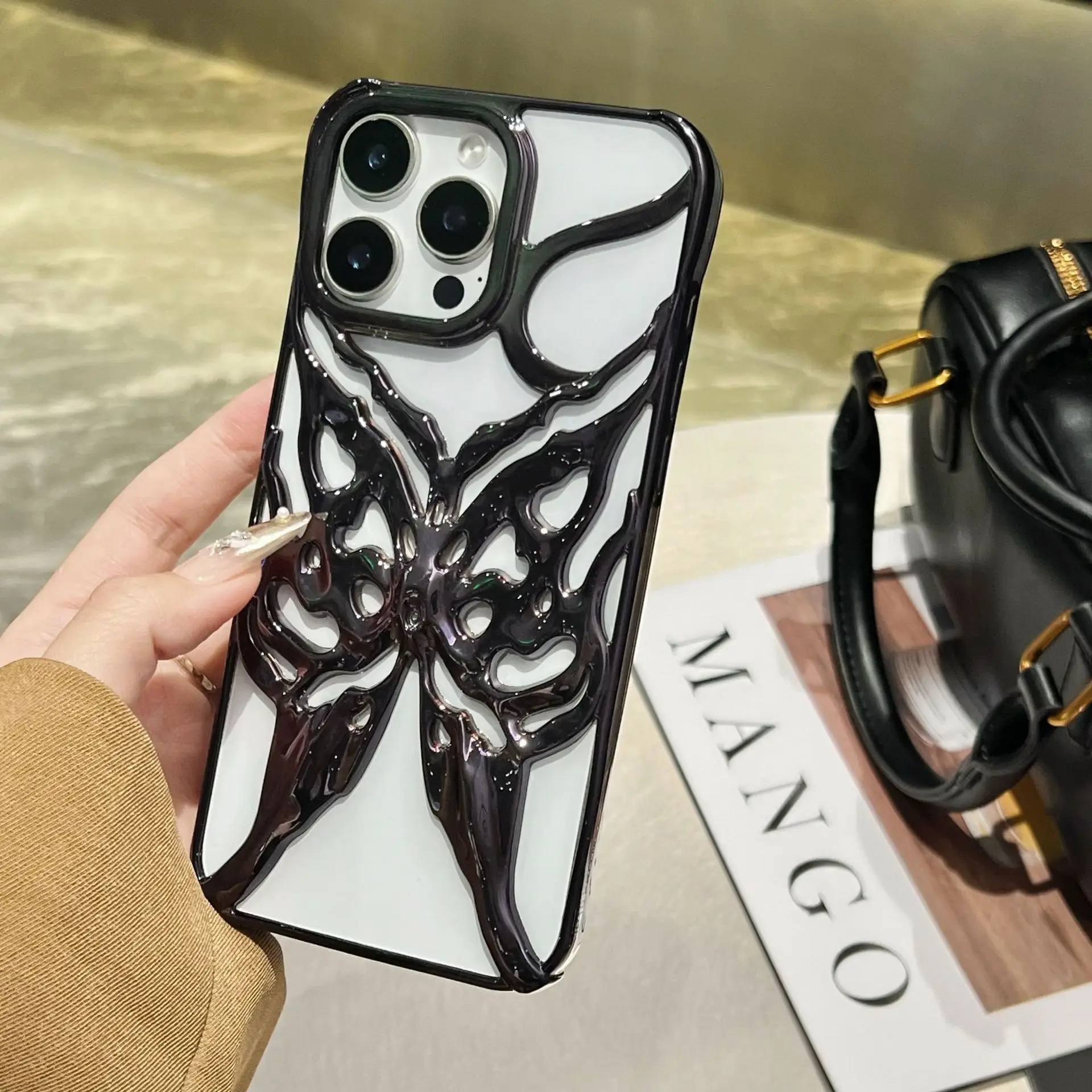Electroplating Bright Surface Hollow Butterfly Suitable For 16pro