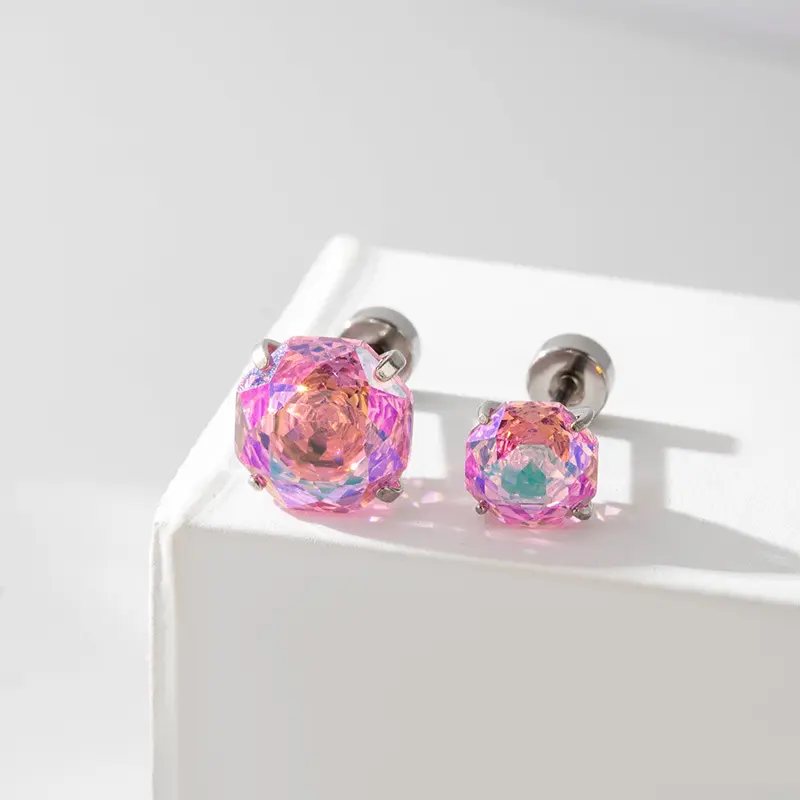 High-end, Brilliantly Reflective Octagonal Millennium Rose-cut Cubic