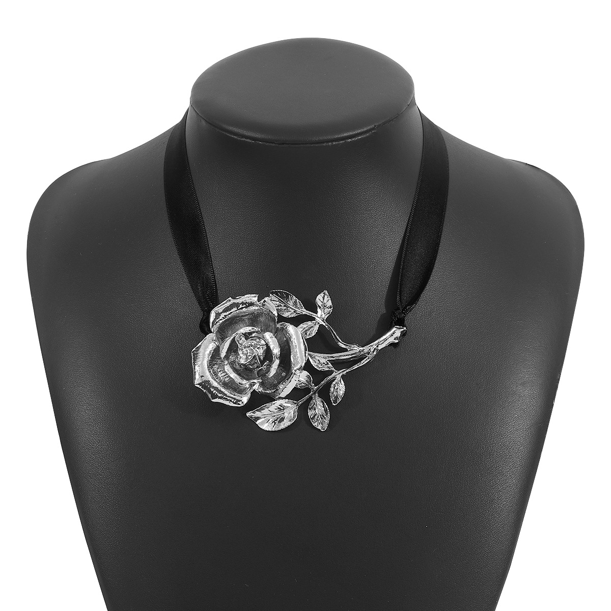 Vintage Rose Flower Necklace Sweet