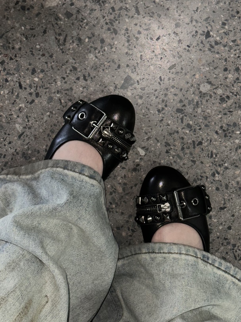 Women's Ballet-style Leather Flats With A Single Flats — worn view 6