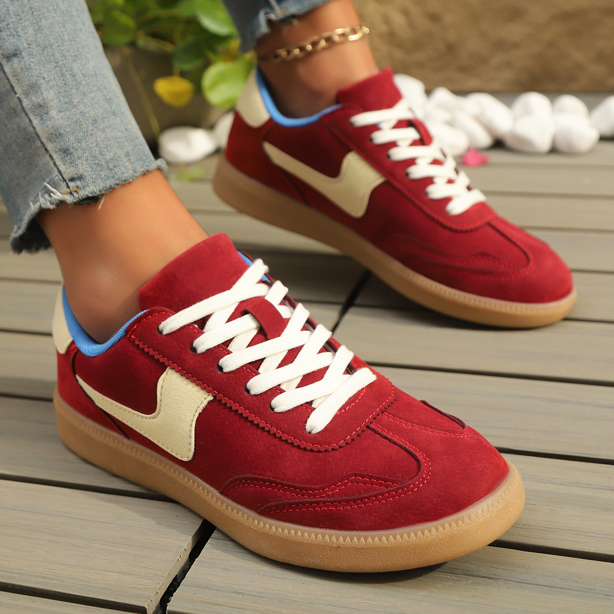 Women's Lightweight Flat Versatile Sports And Casual Shoes