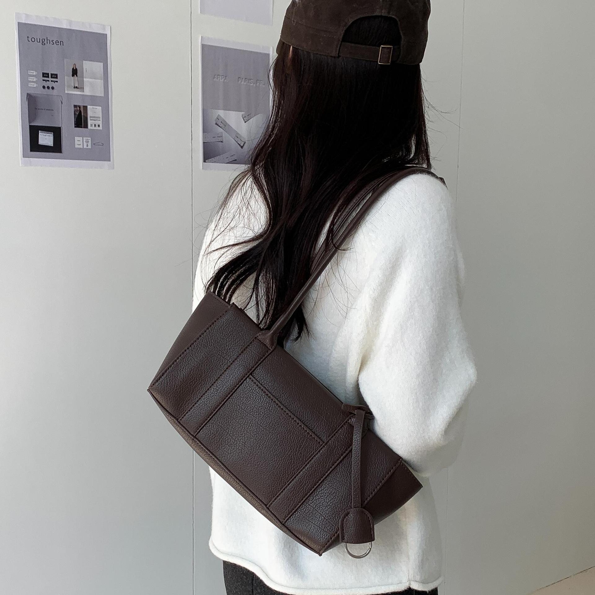 New Retro Large-capacity Underarm Bag Made From PU Leather