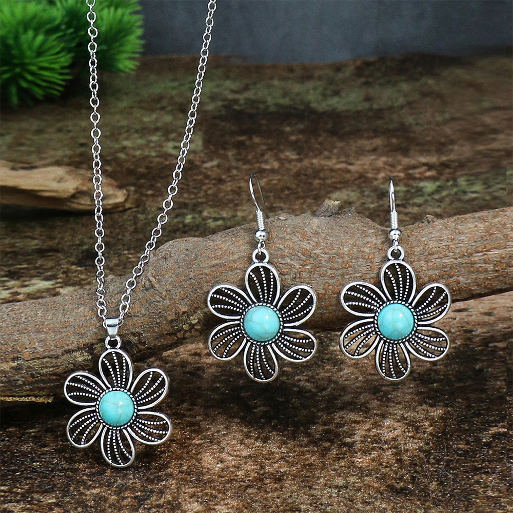 Women's Fashion Retro Bohemian Eardrops Necklace Set