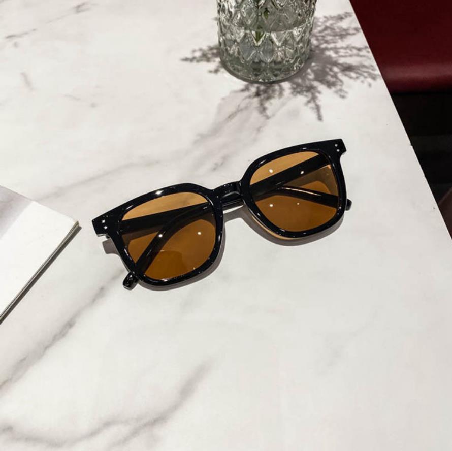 Plastic Fashionable All Matching Sunglasses - Image 4
