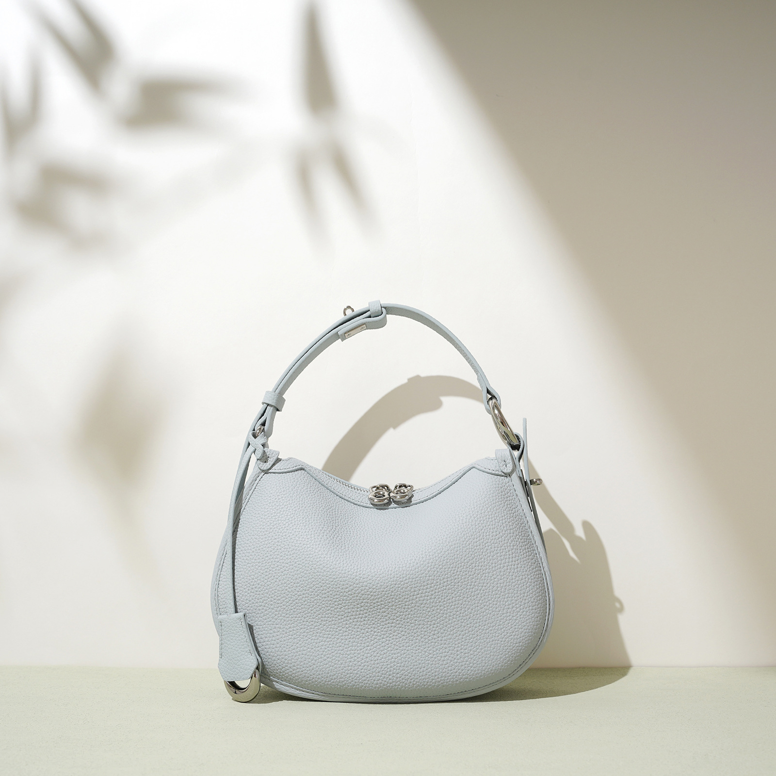 New Minimalist Large-capacity Womens Shoulder Bag With A Premium Feel
