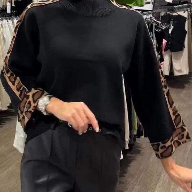 Fashion Women's Turtleneck Long Sleeve Leopard Splicing Top