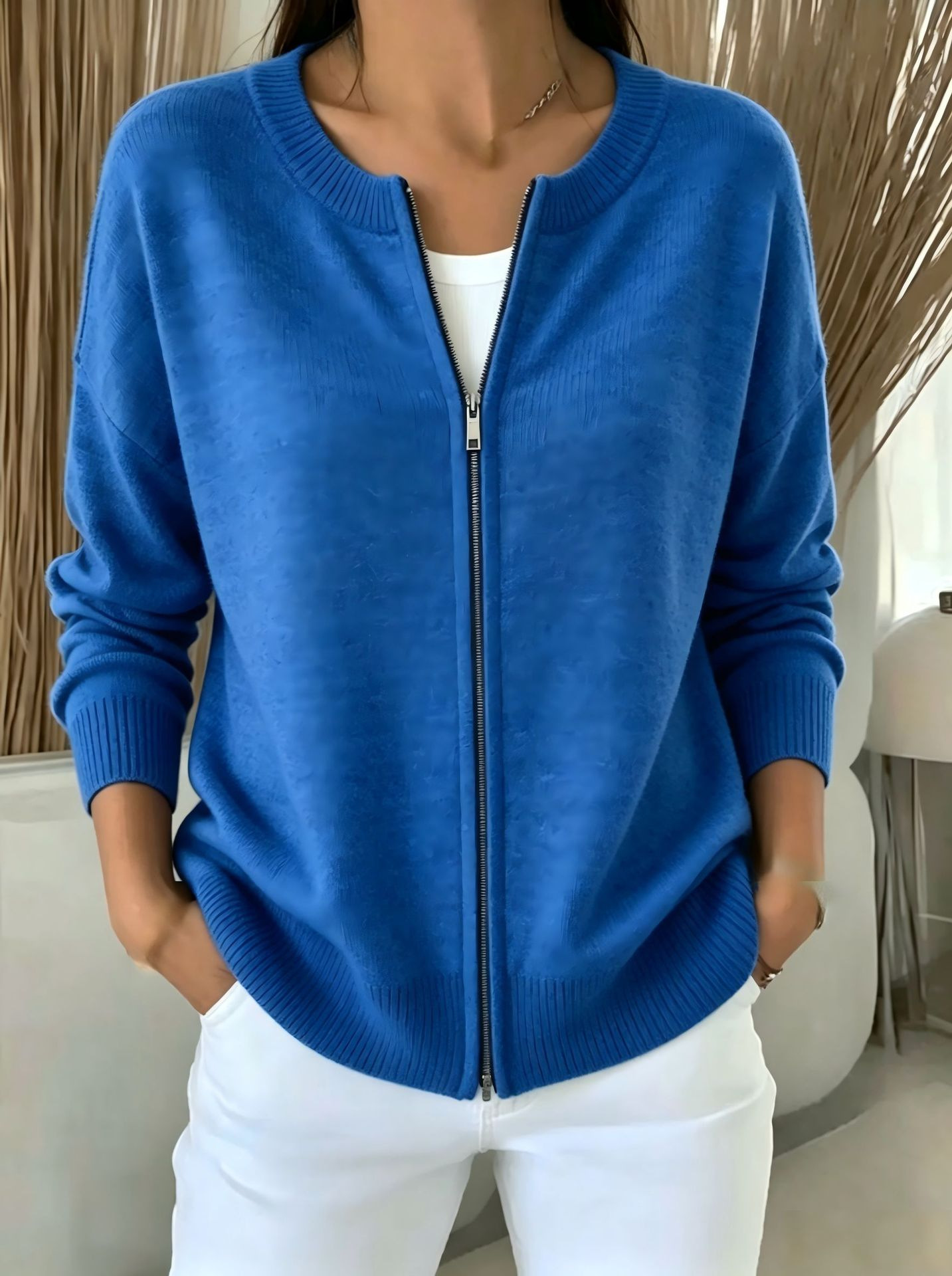 European And American-style Relaxed-fit Drop-shoulder — product photo 3