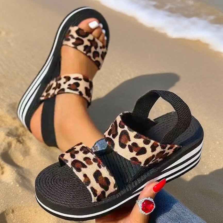 Women's Black And White Leopard-print Slippers