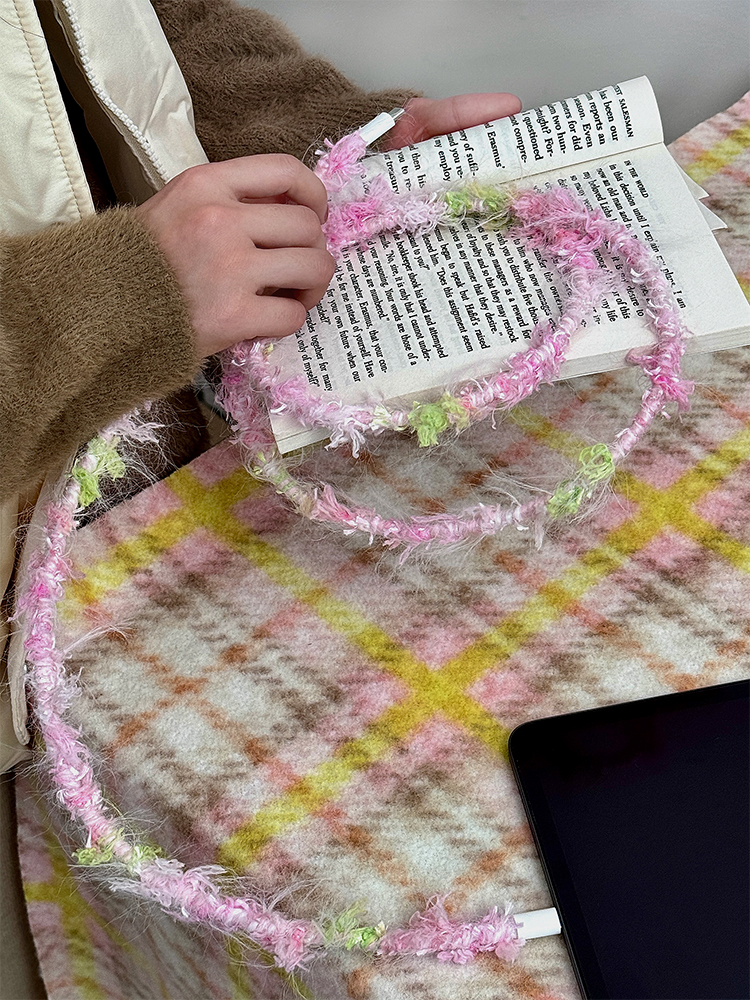 Original Plush Cherry Blossom Powder Data Cable - Image 7