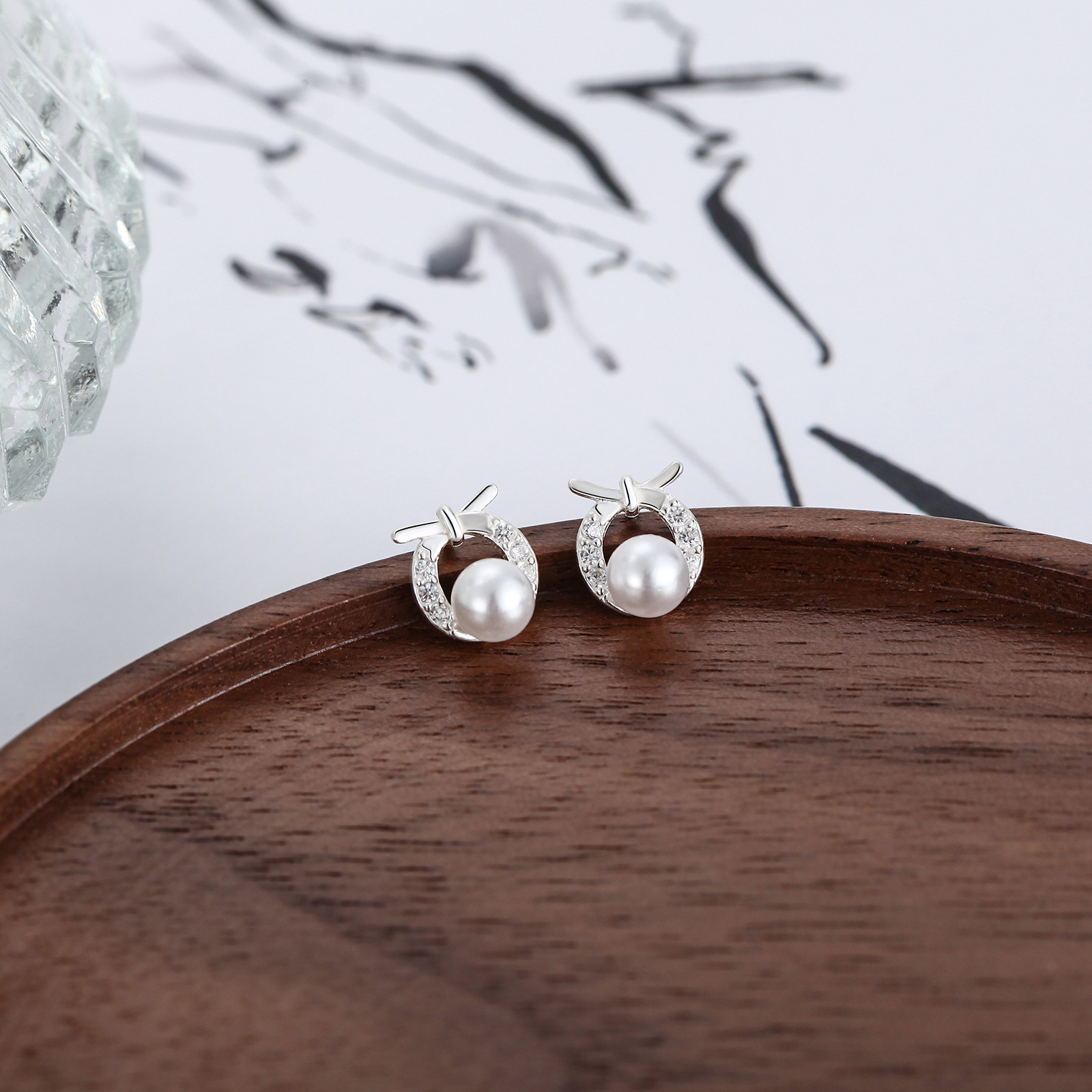 Women's Hollow S999 Sterling Silver Round Bow Stud Earrings