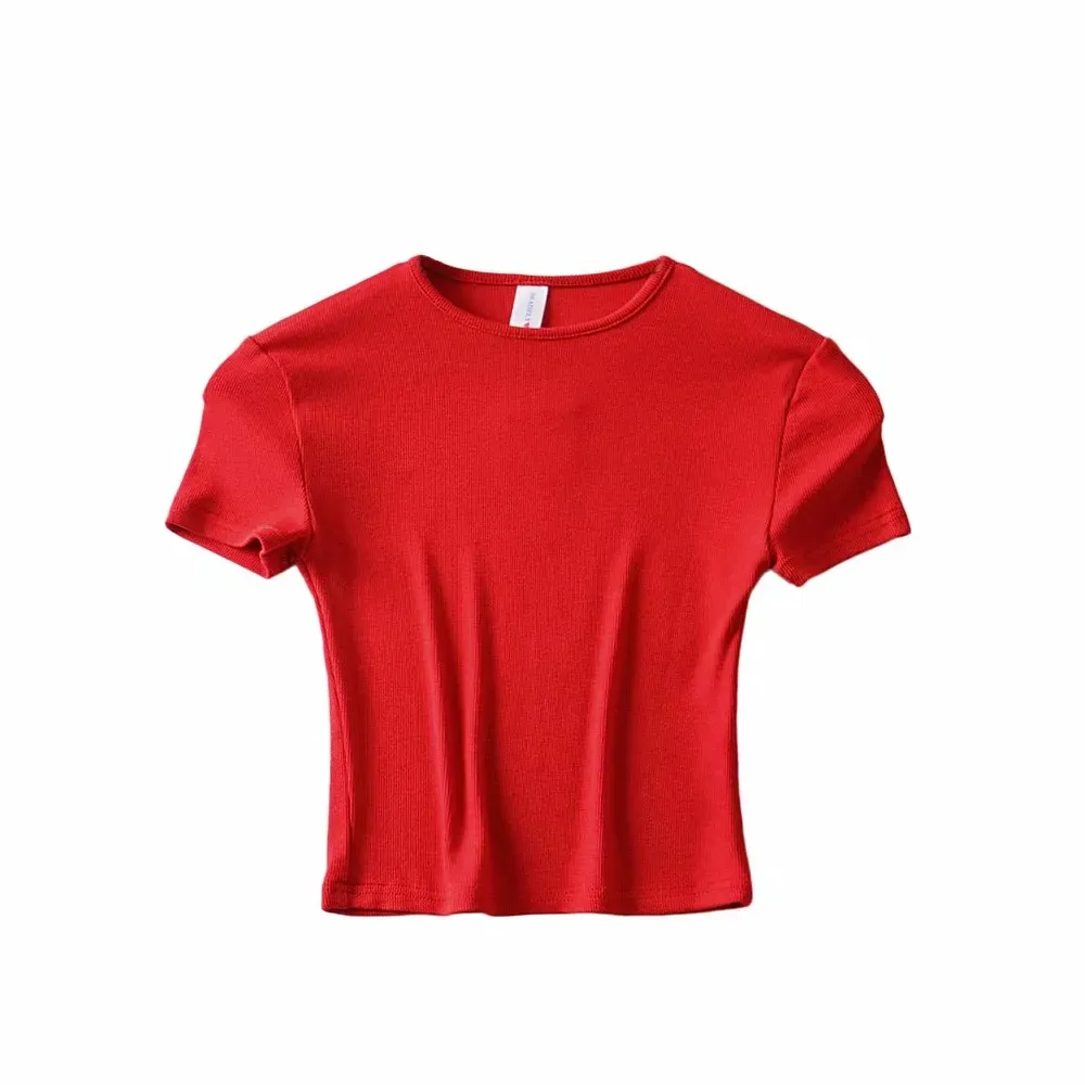 New Basic Style Slim-fit Solid Color Round Neck Bottoming Shirt Workout Top - Red