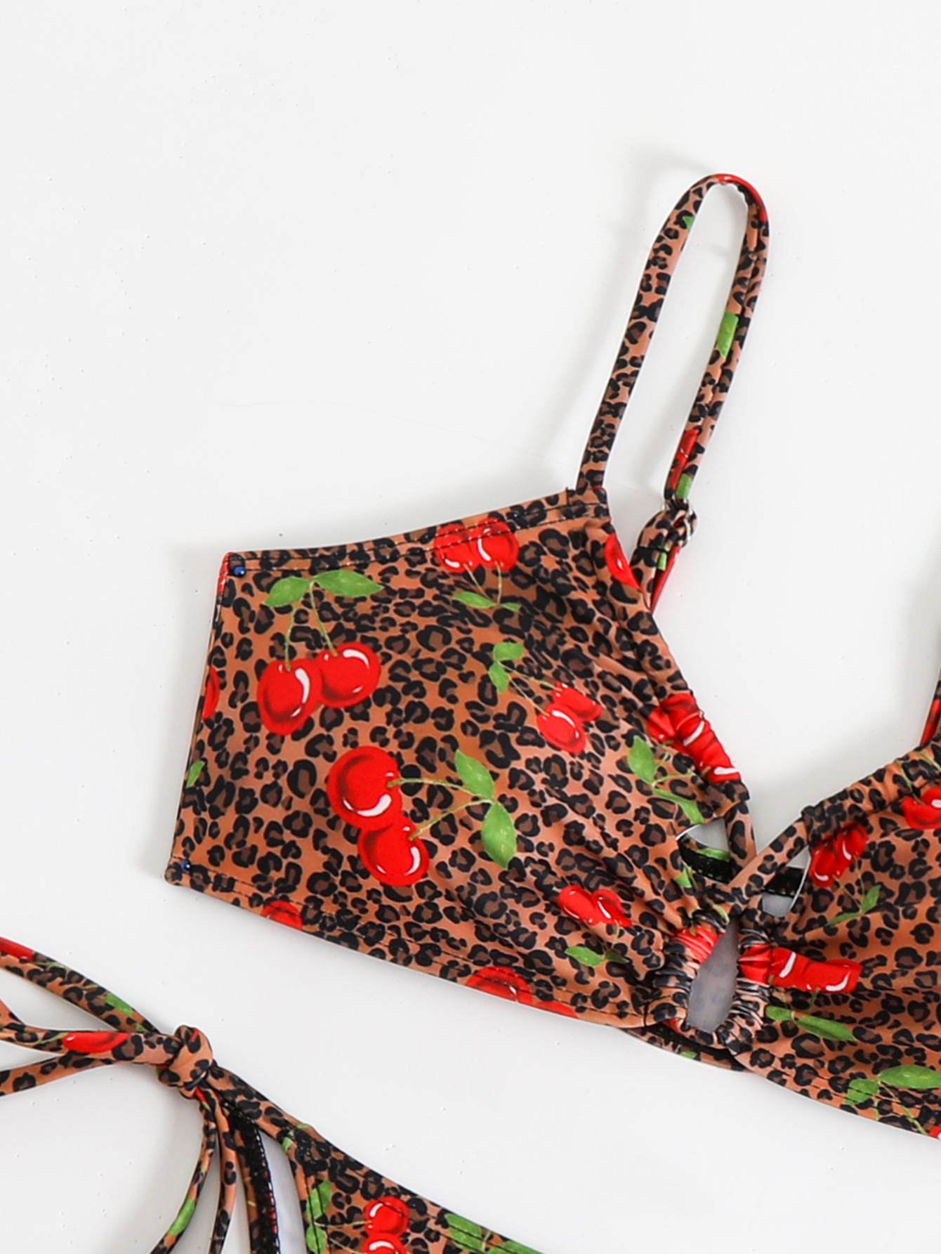 Buy Women's Clothing Online | Buy Trending Dresses for Women