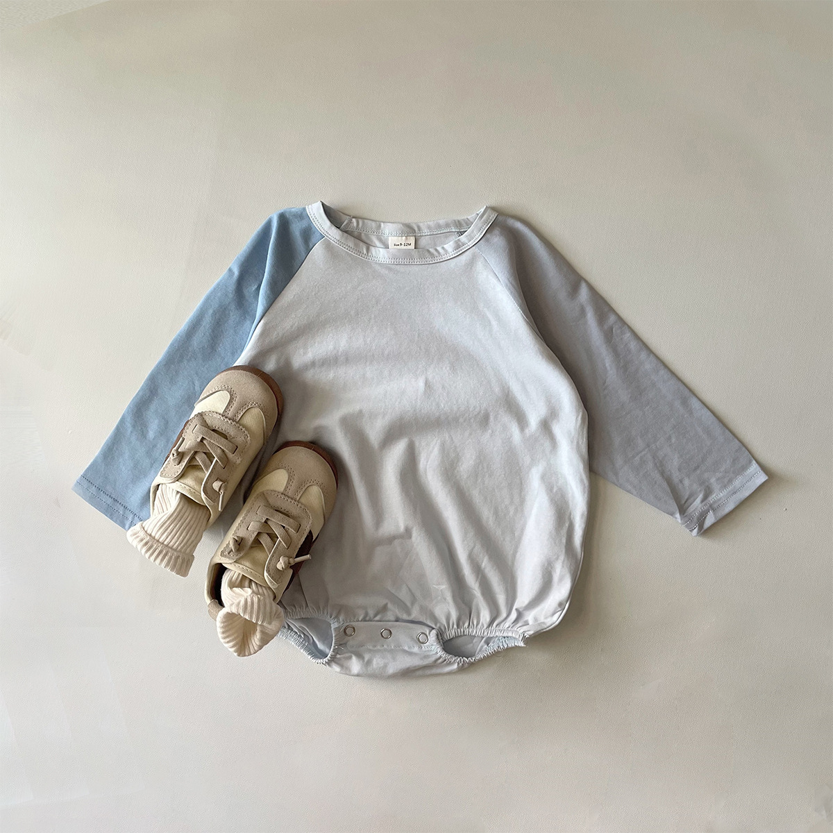 Contrast Color Long-sleeved Stitching Pullover Raglan Sleeve Jumpsuit