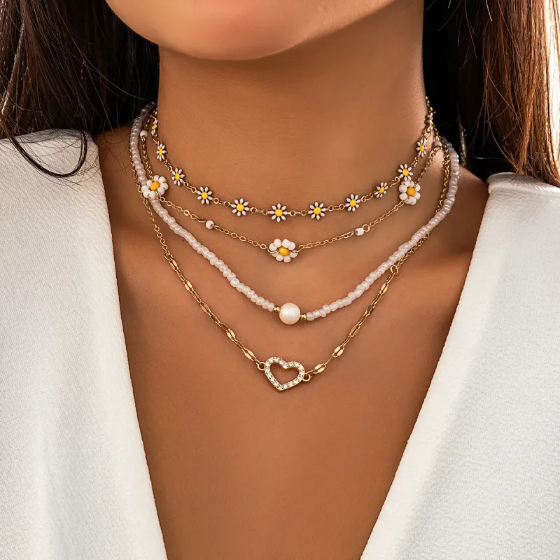 Daisy & Pearl Layered Necklace Set