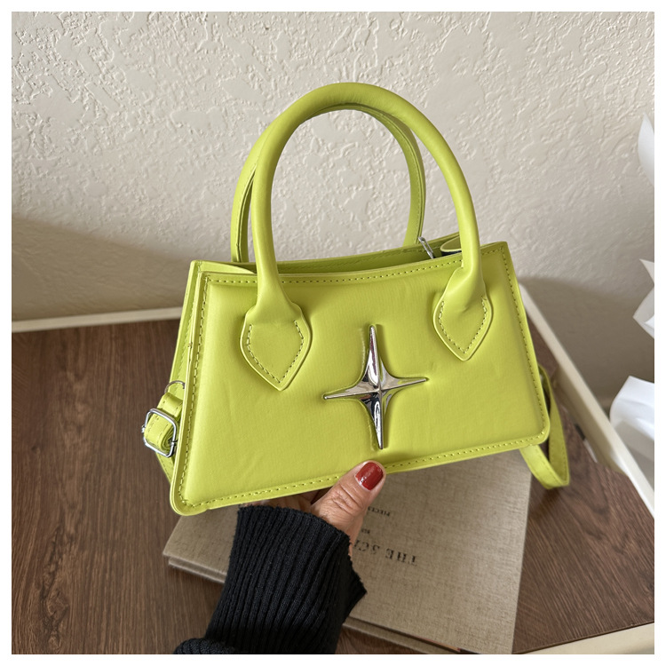 https://cf.cjdropshipping.com/quick/product/1dd2ce89-db97-4a22-81dd-8082e3398be3.jpg