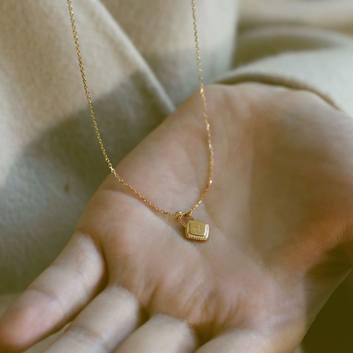 Minimalist High-end Necklace Featuring A 18K Gold plated Letter Charm On A Sterling Silver Chain