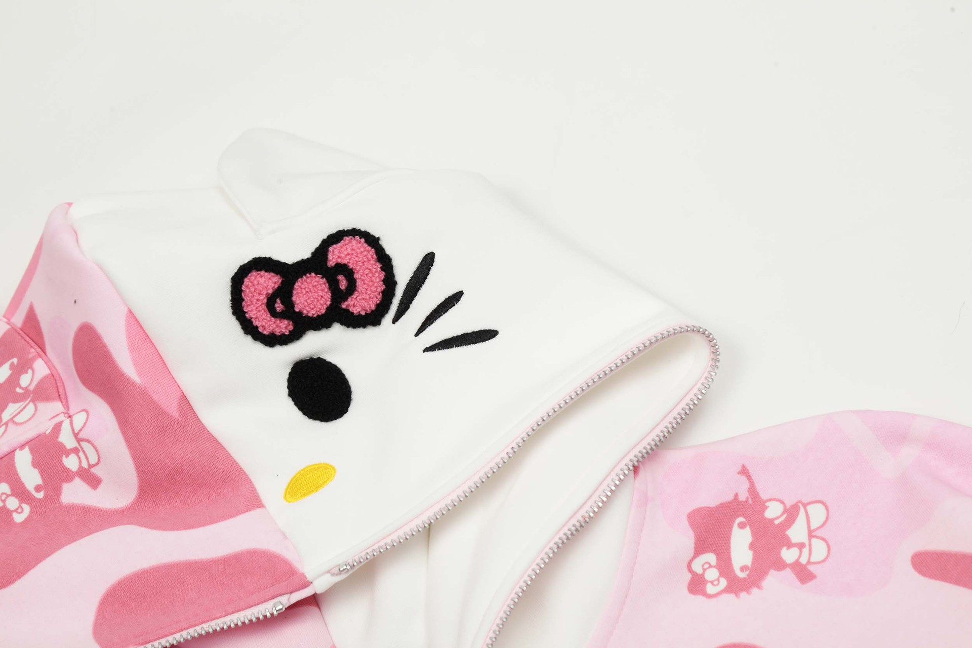 Title 14, Full Printed Cartoon Cat Letter Embroidery Hood...