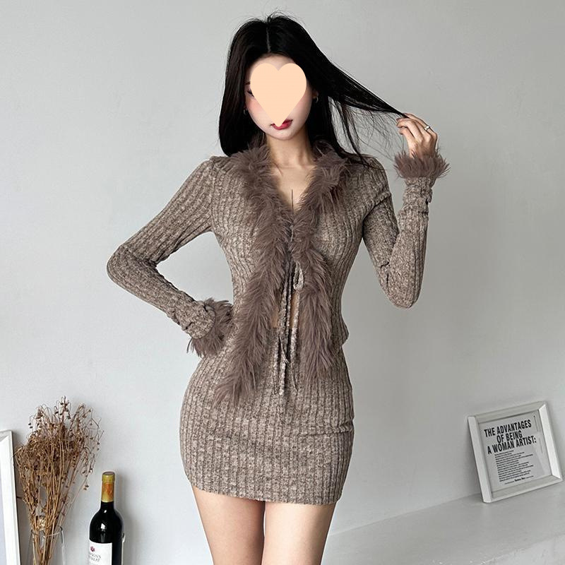 Retro Fur Collar Versatile Slimming High Waist Hip Skirt Two-piece Set