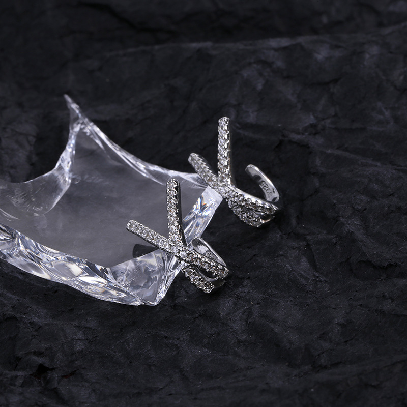 Simple Temperament Entry Lux Bow South Korea Ear Cuff Ear Clip Trendy