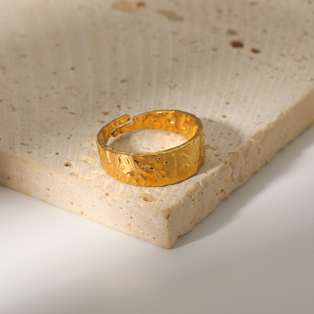 Retro Fashion Gold-plated Personality Ring